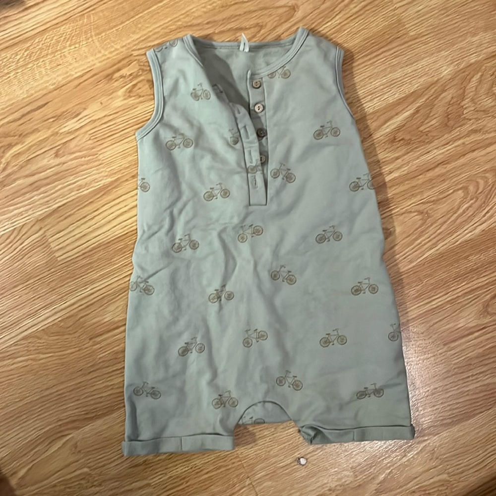 Rylee and cru onesie - size 2-3